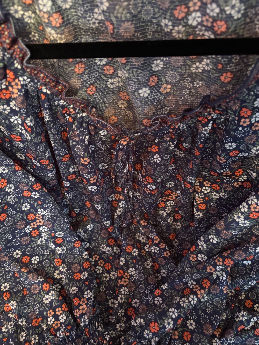 Max Studio Navy Floral Tie-Neck Top with Coral Accents - Picture 4 of 6